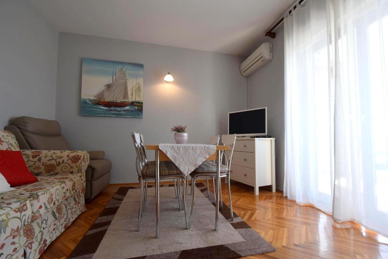 Apartment Mila Malinska Extérieur photo